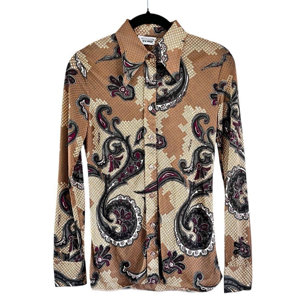 Vintage 1970’s Wayne Roger’s Button Down Shirt
